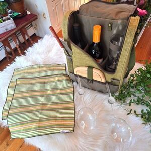 Picnic Ascot bag with 5 plastic glasses